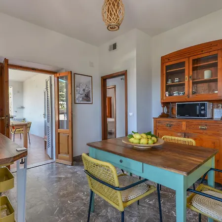 Casa Magnolia P1 Apartment Seccheto